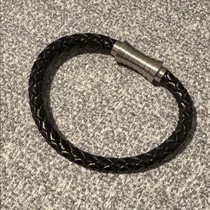 NIB Braided Black Leather Bracelet with Stainless Steel Magnetic Clasp